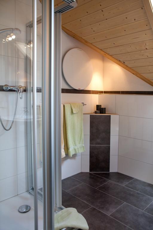 B&B Ferienhof Am See Willerzell Rum bild